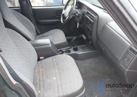 2000 Jeep Cherokee Sport z USA, uszkodzony, nr VIN 1J4FF48S2YL230794